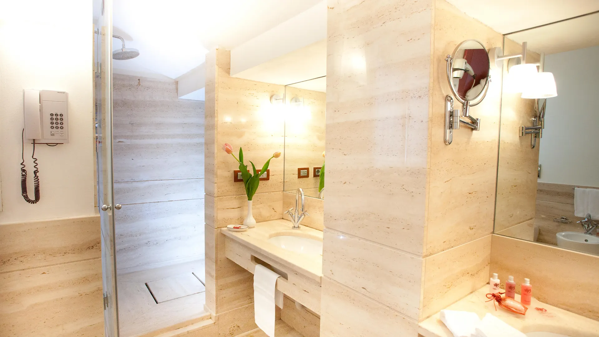 Le Tre Vaselle Resort & Spa Torgiano 5*,