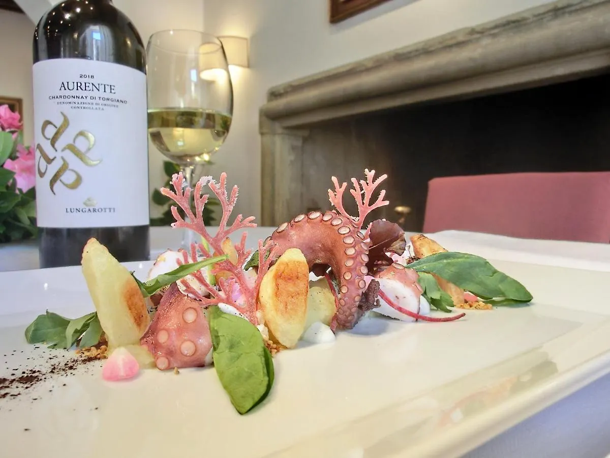 Le Tre Vaselle Resort & Spa Torgiano 5*,